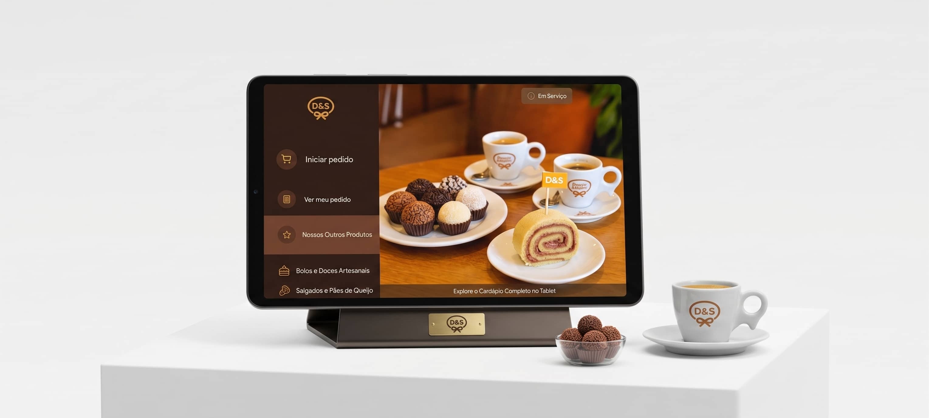 Cardápio Exens apresentado em tablet