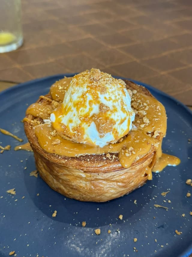 Cinnamon Roll